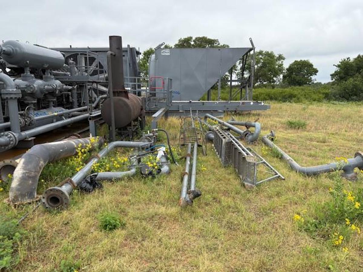 Used Waukesha L7042GSI / Ariel JGK-4 Two Stage Compressor Package SN F-13668 Size 9.125" x 9.125" x 6.25" x 6.25"  with 156FI Cooler