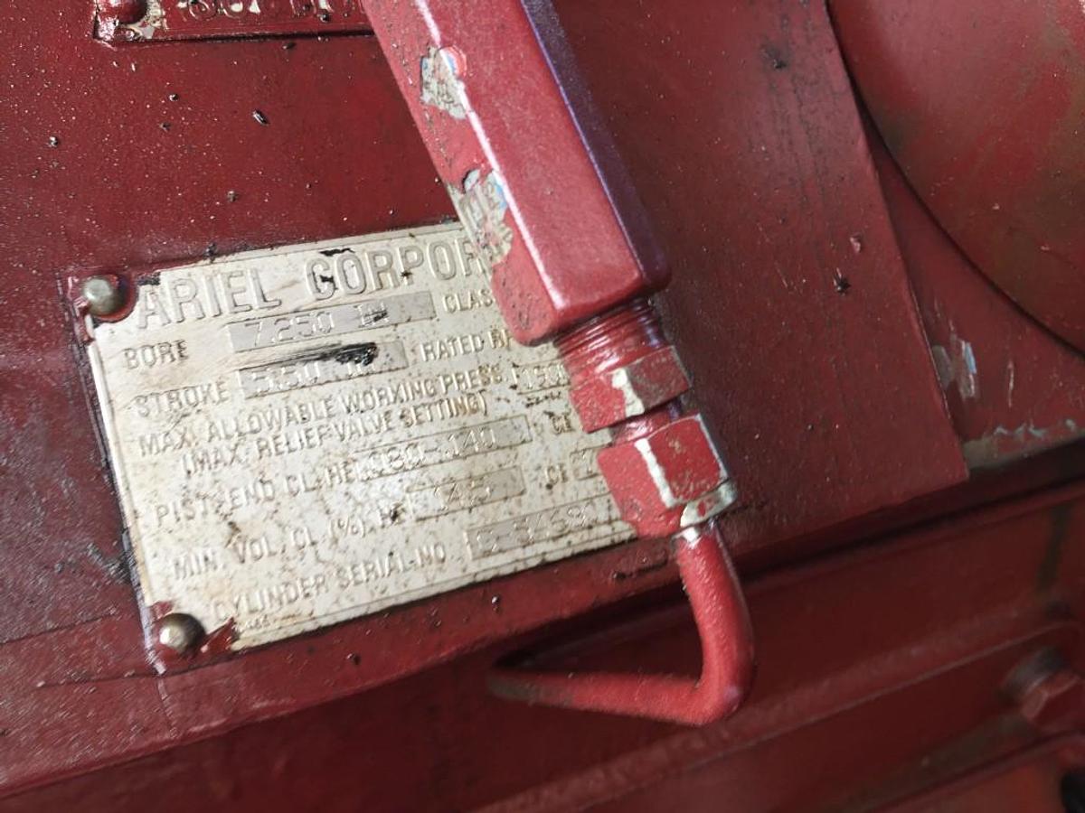 Used Waukesha L7042GSI / JGK-4 Three Stage 17.875" x 17.875" x 12.5" x 7.25" with 156VCIB Cooler