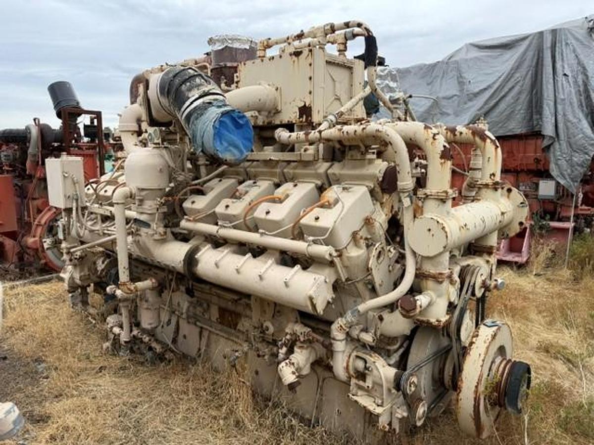 Used Waukesha P9390GL Engine SN 327329