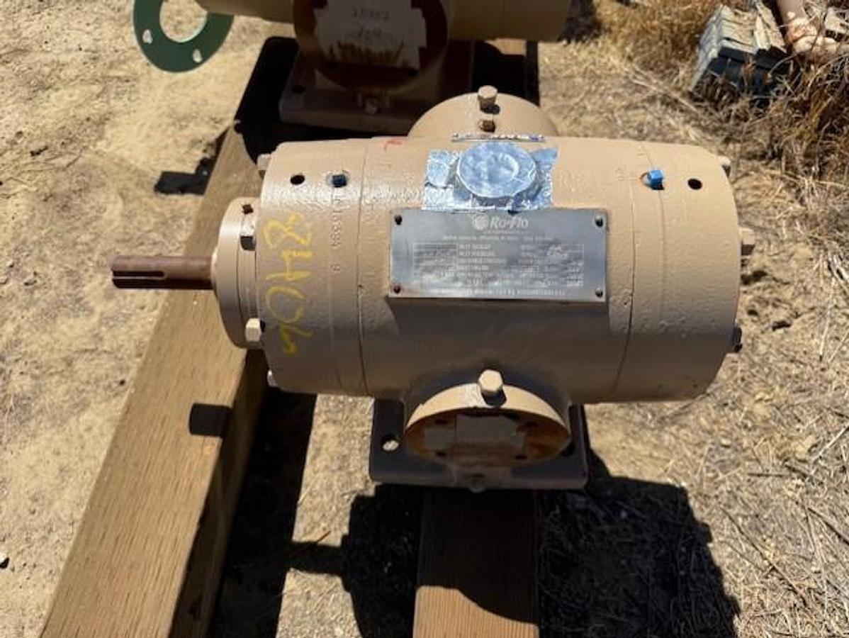 Rebuilt AC RoFlo Compressor Model 4CC