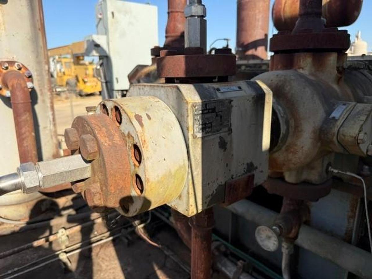Used CAT G3406TA / Ariel JGA-4 Five Stage High Pressure Compressor Package Size 11” x 6.125” x 3.625” x 3” x 1.5” SN: F-10098