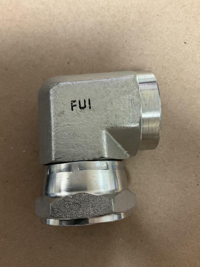 FUI fuel tube adapter 1 1/4 X 1 1/4 PN: 