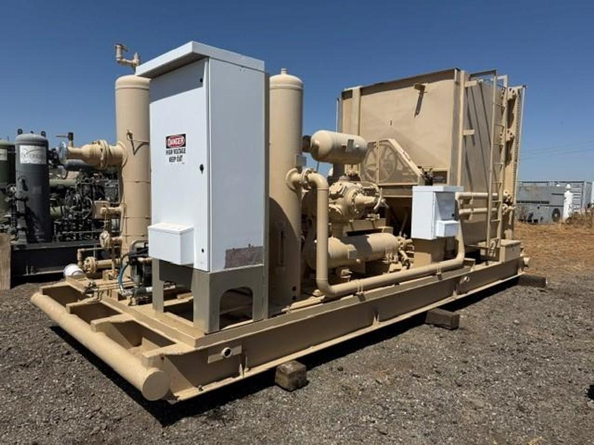 Used 350 HP / Ariel JGJ-2 Two Stage Compressor Package Size 15.25" x 8.375" with 81AVI Cooler SN F-17062