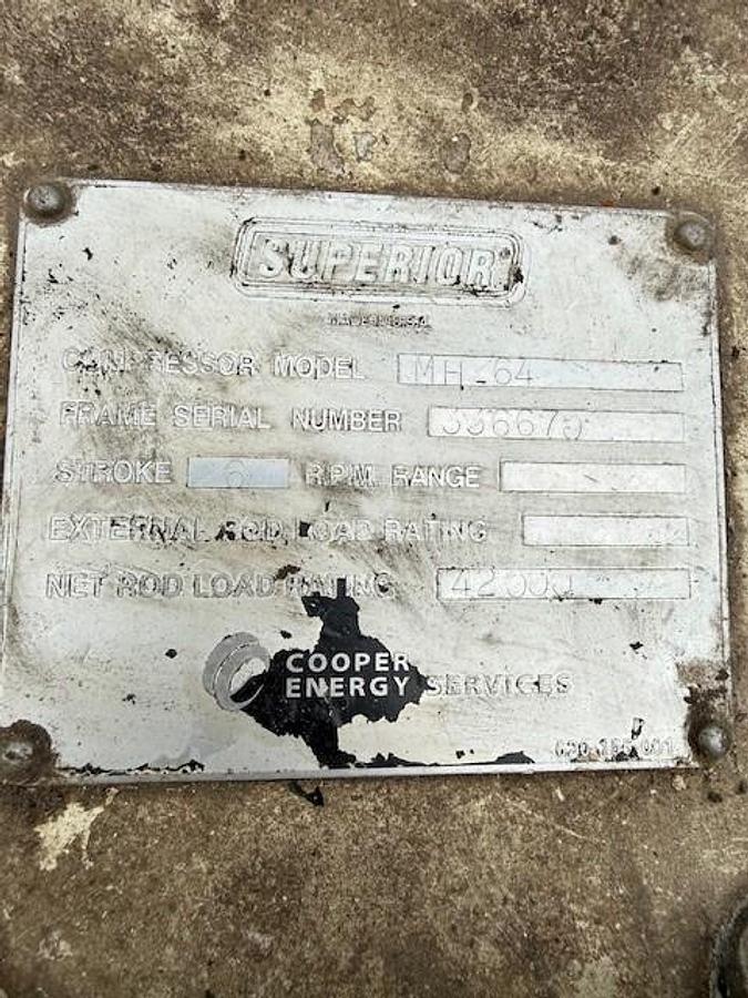 Used White Superior MH-64 Compressor Frame SN 336670 and 9.5" x 9.5" x 5.75" x 5.75" cylinders