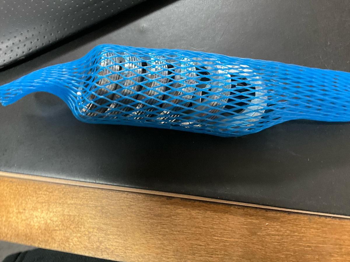 WHITE SUPERIOR RETANIER CAP SPARK CHAMBER PN: 030977