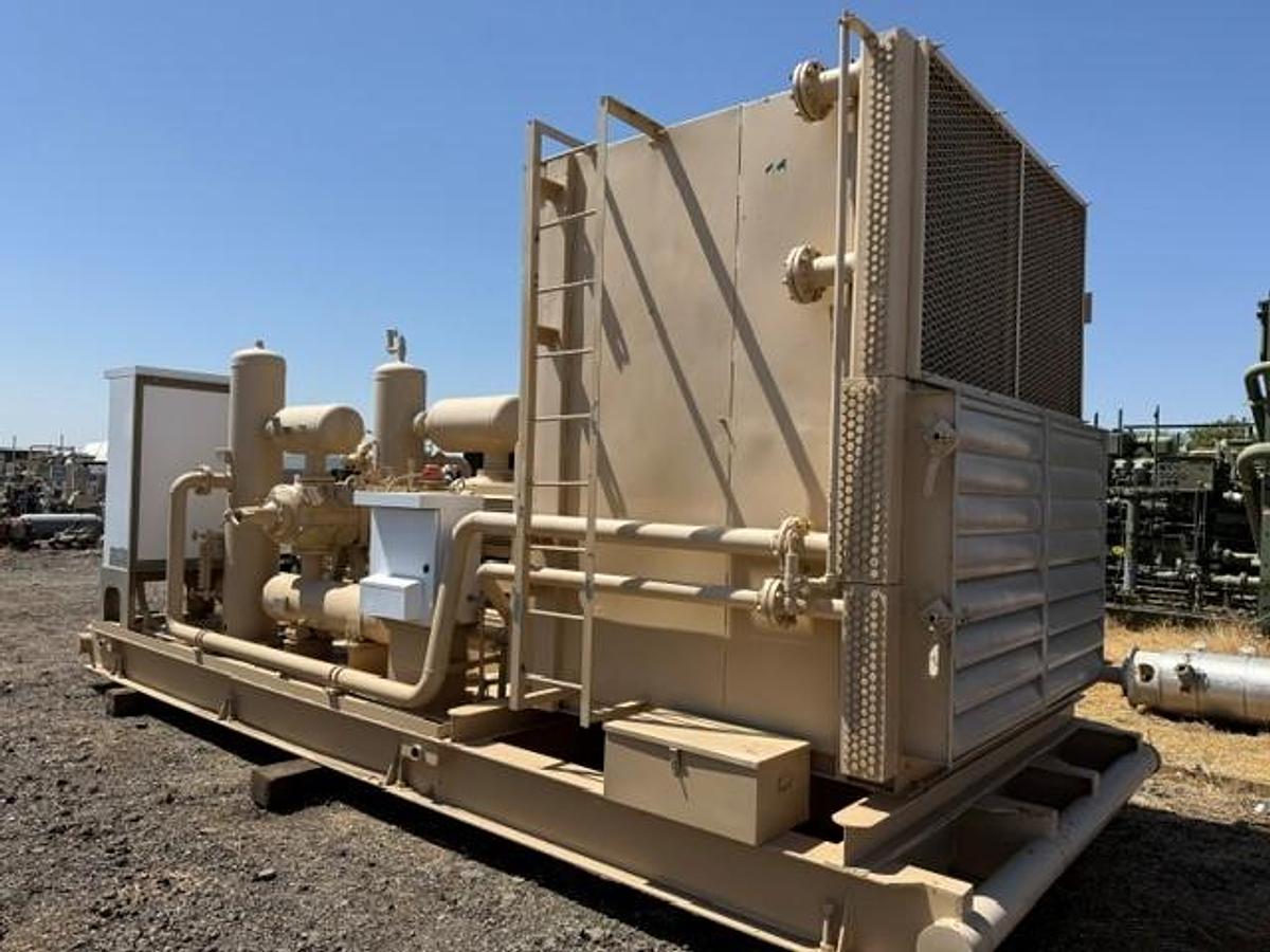 Used 350 HP / Ariel JGJ-2 Two Stage Compressor Package Size 15.25" x 8.375" with 81AVI Cooler SN F-17062