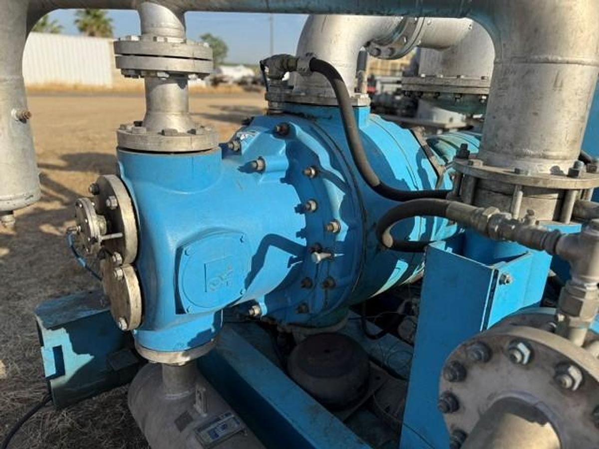 Used AF CE68F Air Compressor SN 20G542 with 378 KW Electric Motor