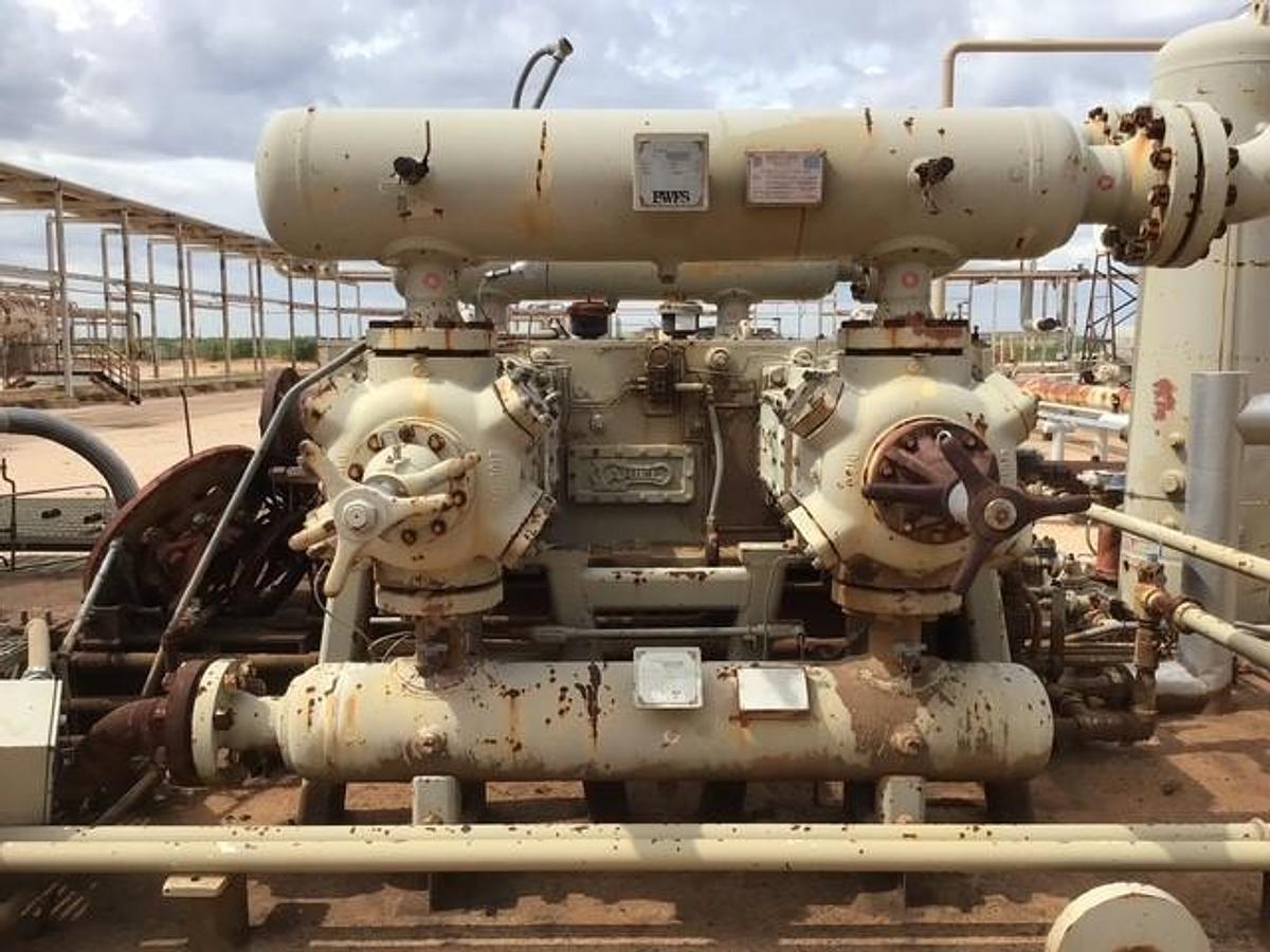 Used Ariel JGE-4 / G3516 Two Stage Compressor Package size 8.375” x 8.375” x 6” x 6”