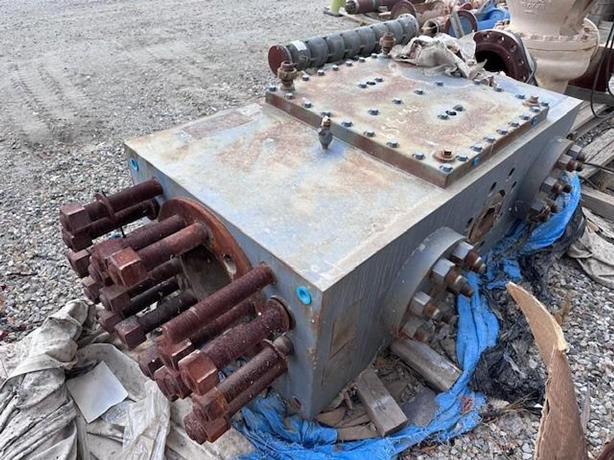 Used Ingersoll Rand 8.25” x 15” stroke KVR 4000 # cylinder SN 4T-9979