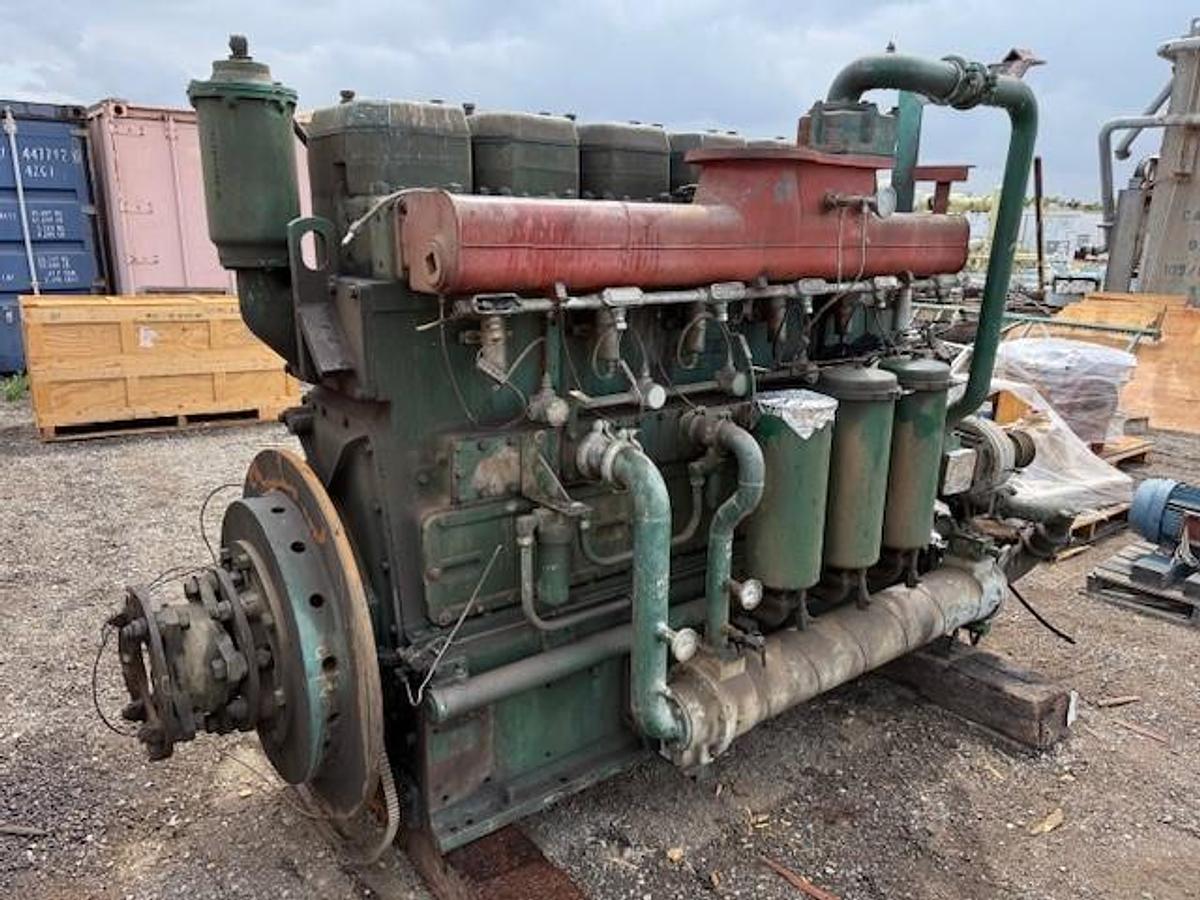 Used White Superior 6G-825 Engine SN E031012