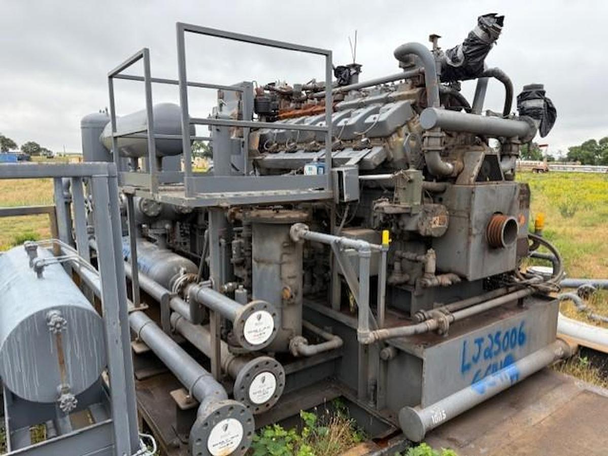 Used Waukesha L7042GSI / Ariel JGK-4 Two Stage Compressor Package SN F-13668 Size 9.125" x 9.125" x 6.25" x 6.25"  with 156FI Cooler