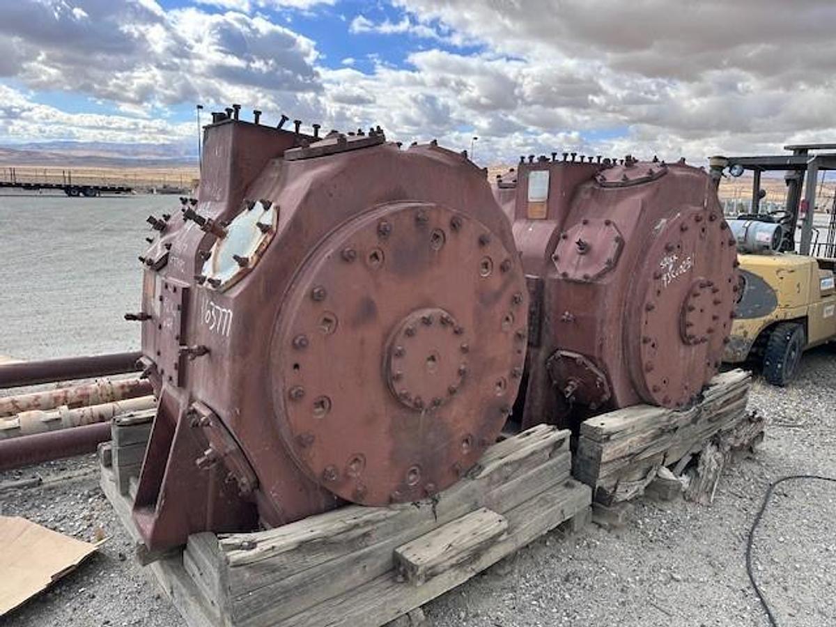 Used Ingersoll Rand 40.5” x 15” stroke KVS 55 # Cylinders SN 4T-9182, 4T-9198