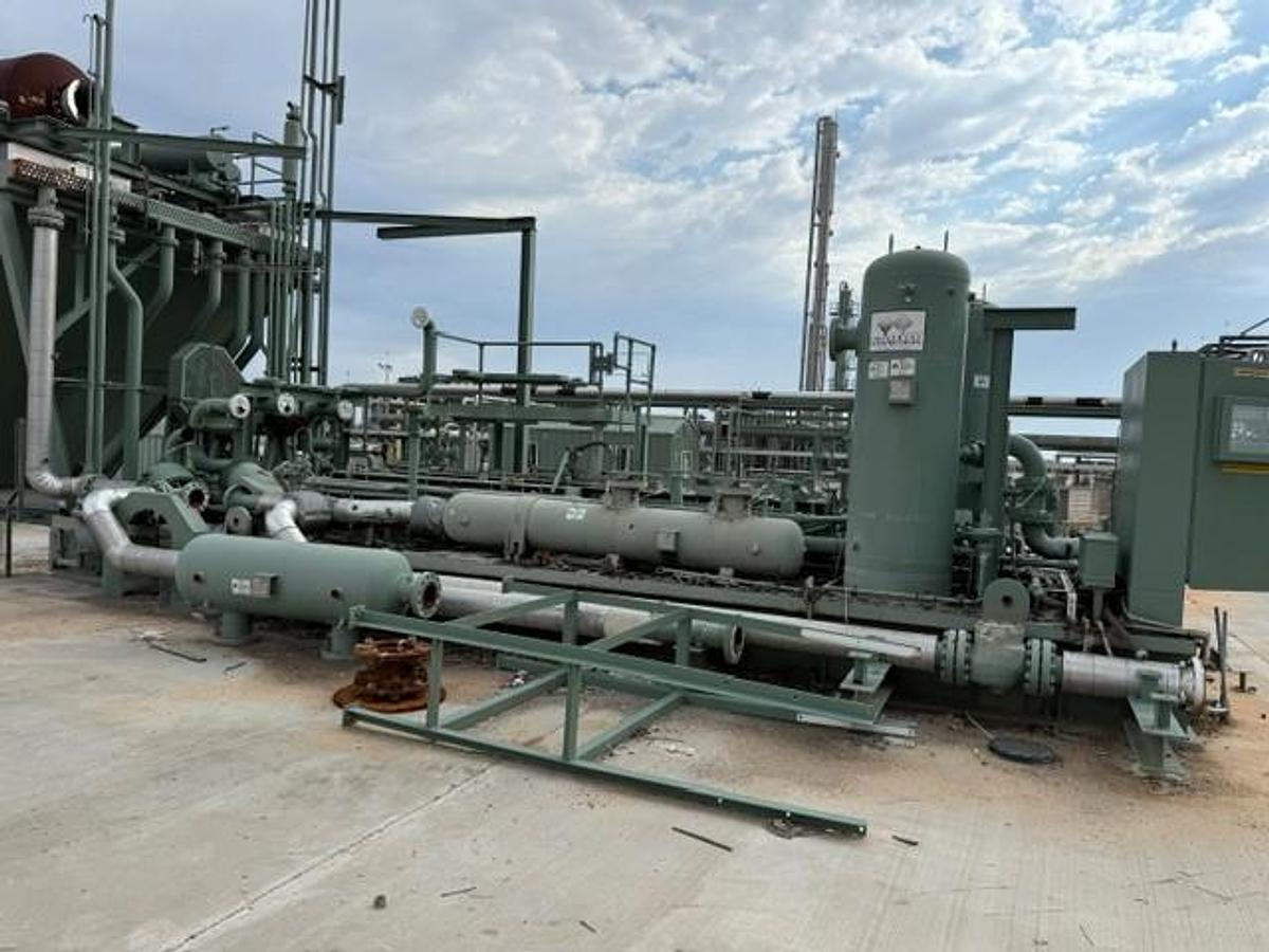 Used CAT G3606 / JGC/D-4 Two Stage Skid with 132F2 Engine Drive Cooler
