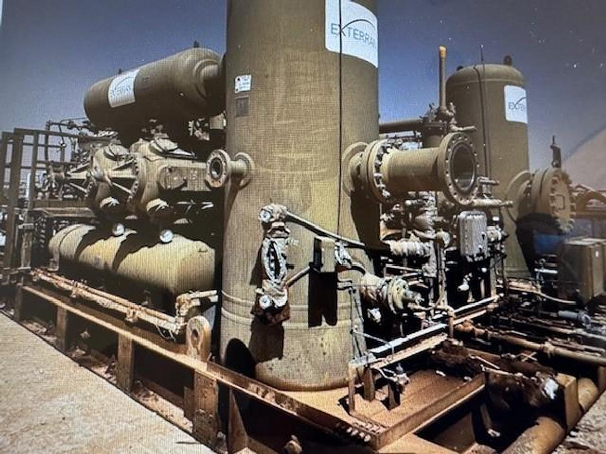 Used Waukesha Model 7042GSI ESM/Ariel Model JGK-4-3 Stage S/N F-31917 7 Cylinder Sizes 15 3/8 x 15 3/8 x 10.5 x 7 1/4 x 5.5" Stroke 