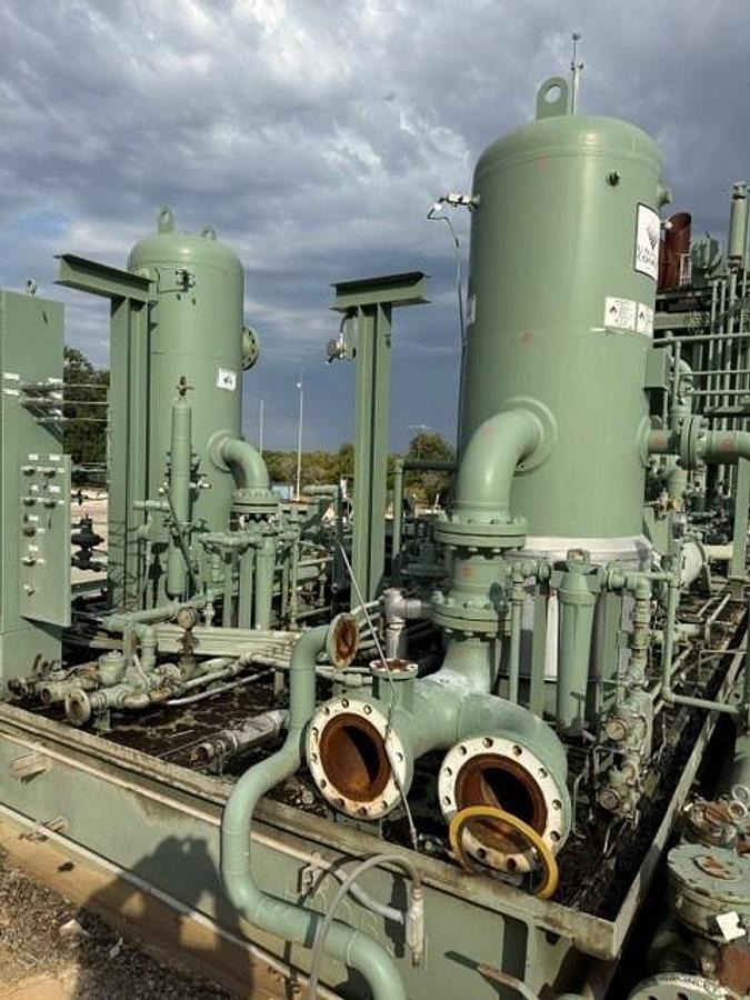 Used CAT G3606 / JGC/D-4 Two Stage Skid with 132F2 Engine Drive Cooler