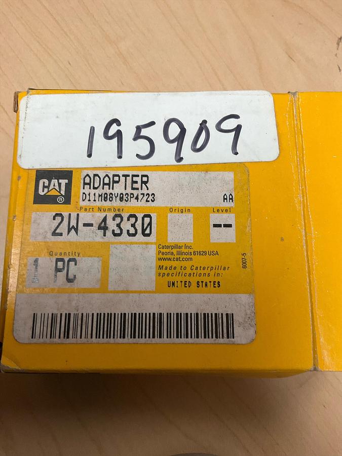CAT Rocker Arm Valve Cover Adapter PN: 2W-4330