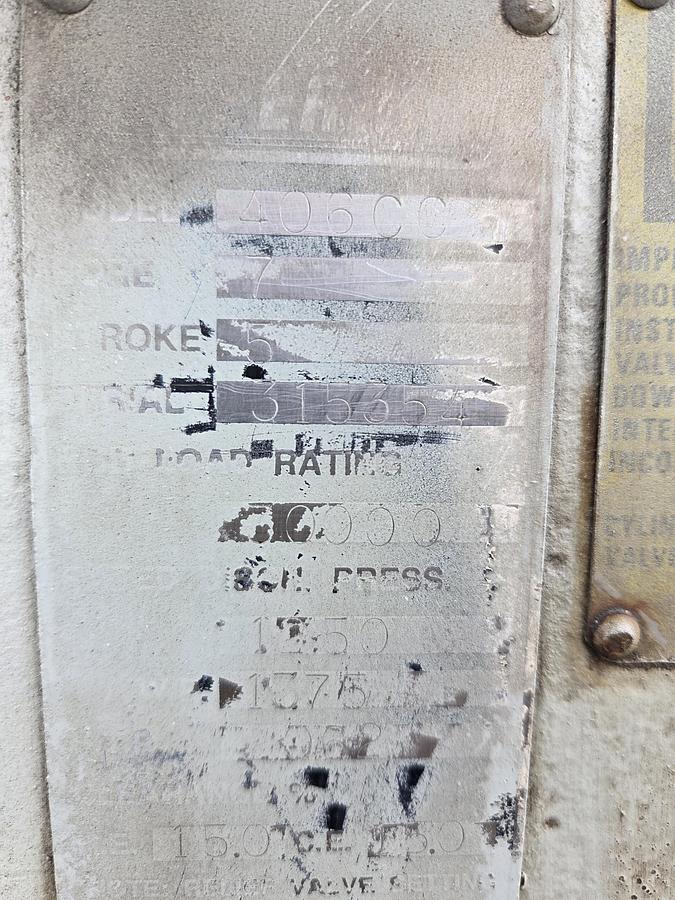 Used White Superior Model Ram 54 Frame S/N: 328,950 Size 7 X 7 X 5.5 X 5.5 x 5" Stroke