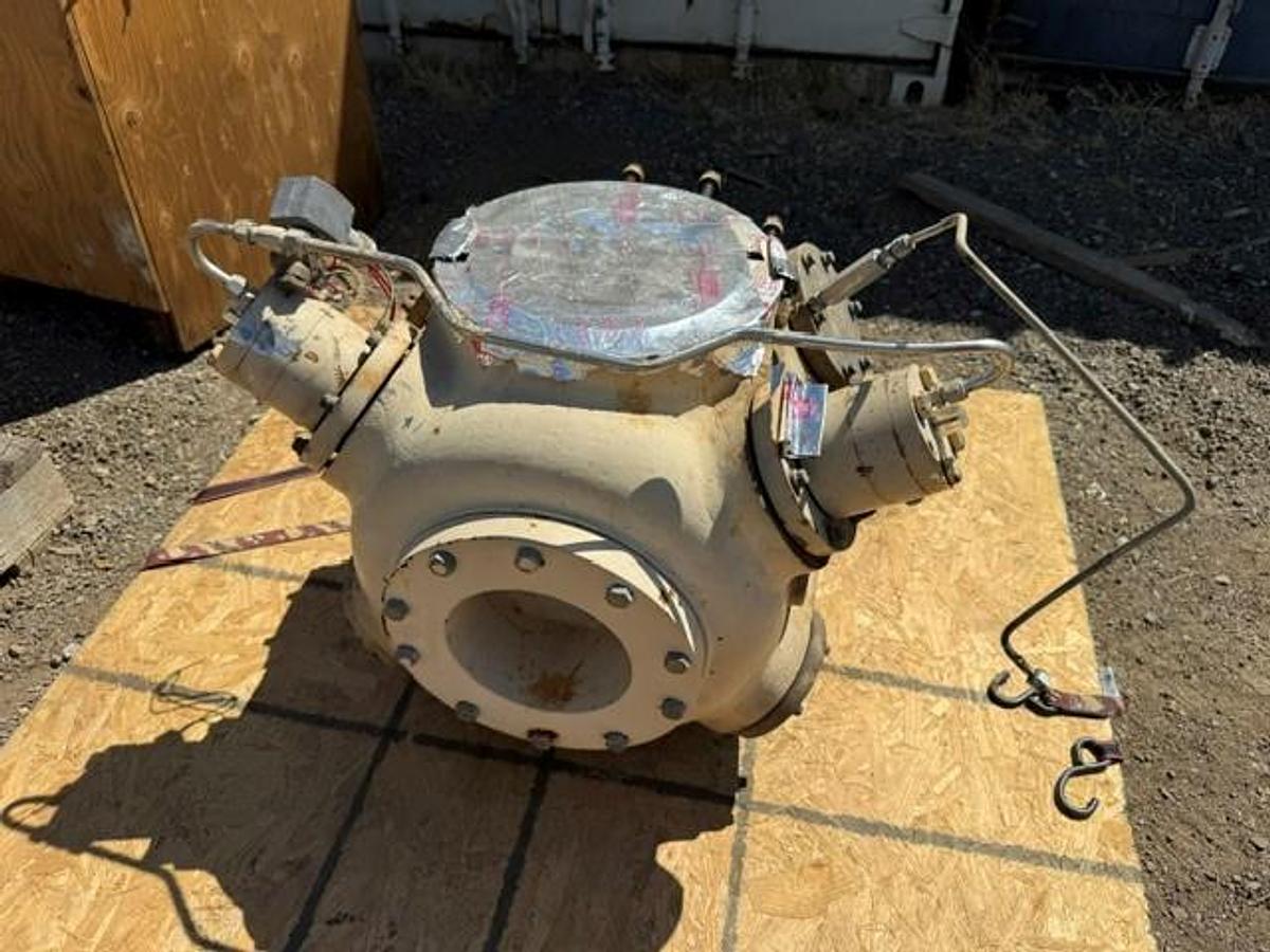 Used Ariel 8.875” JGJ 375 # Cylinder SN C-60389