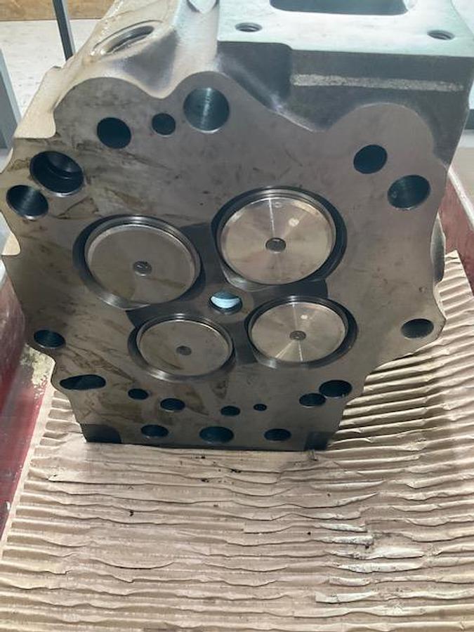 Cummins Cylinder Head PN 3641564RX