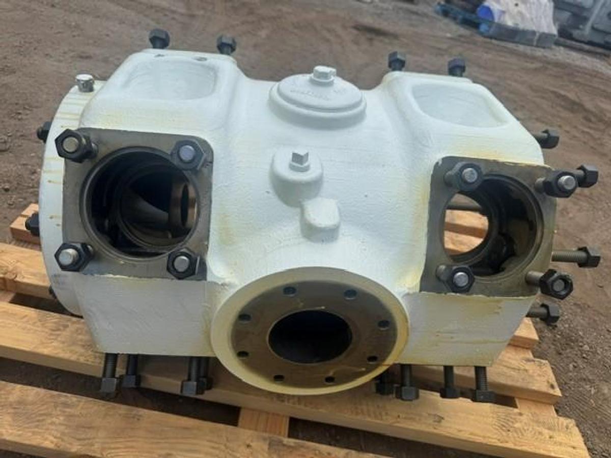 Pennsylvania Compressor Cylinder Bore Size 10 x 9 S/N 118220 150 LB