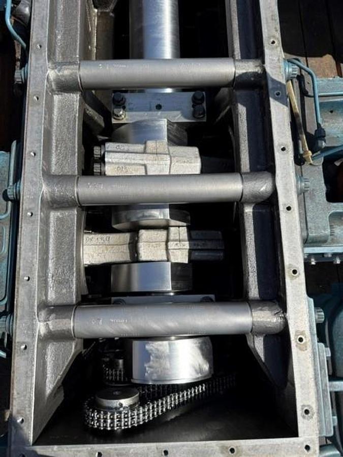 Used Ariel JGJ-4 Compressor Frame SN F-30727 with 11” x 11” x 9.25” x 5.125” Cylinders