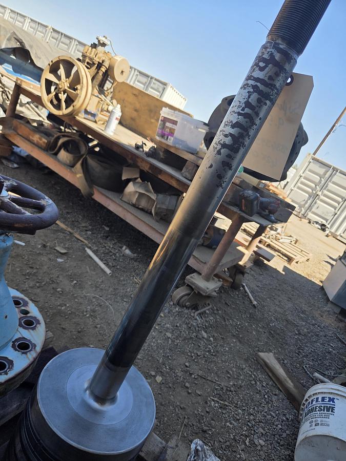 Used White Superior 9.5" x 6" Stroke 628CM 1100# Cylinder SN: 336393