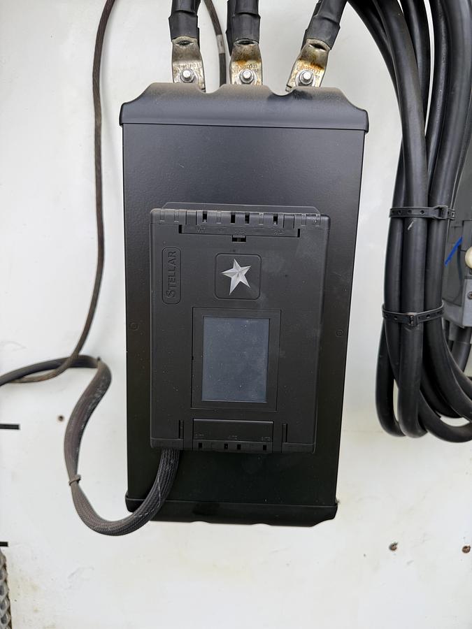 Used 400 HP / Gemini H304 Four Stage CNG Compressor Size 9" x 5" x 3" x 3" x 1.5" x 1.5" SN HSR-006550