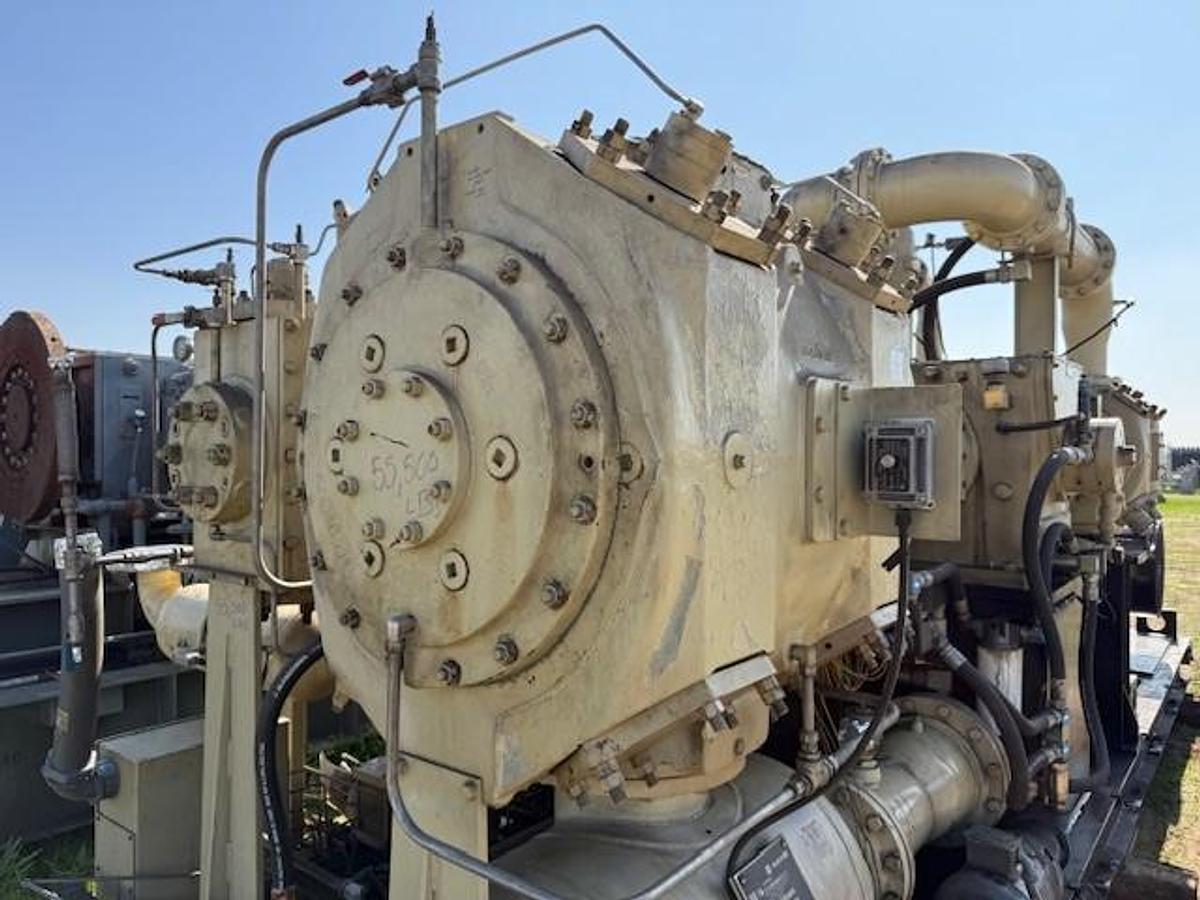 Used Ingersoll Rand Four Stage PET Compressor 525 HP / Model PS4 2500=H NL Package SN NAR10240220