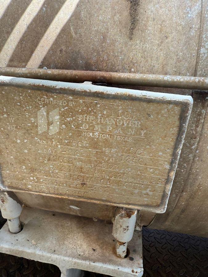 Used Waukesha L7044GSI / Ariel JGK-2 Compressor Package SN F-18820 Size 11" x 6.25"