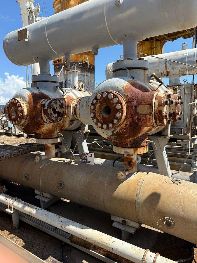 Used Waukesha L7044GSI / Ariel JGK-2 Compressor Package SN F-18820 Size 11" x 6.25"