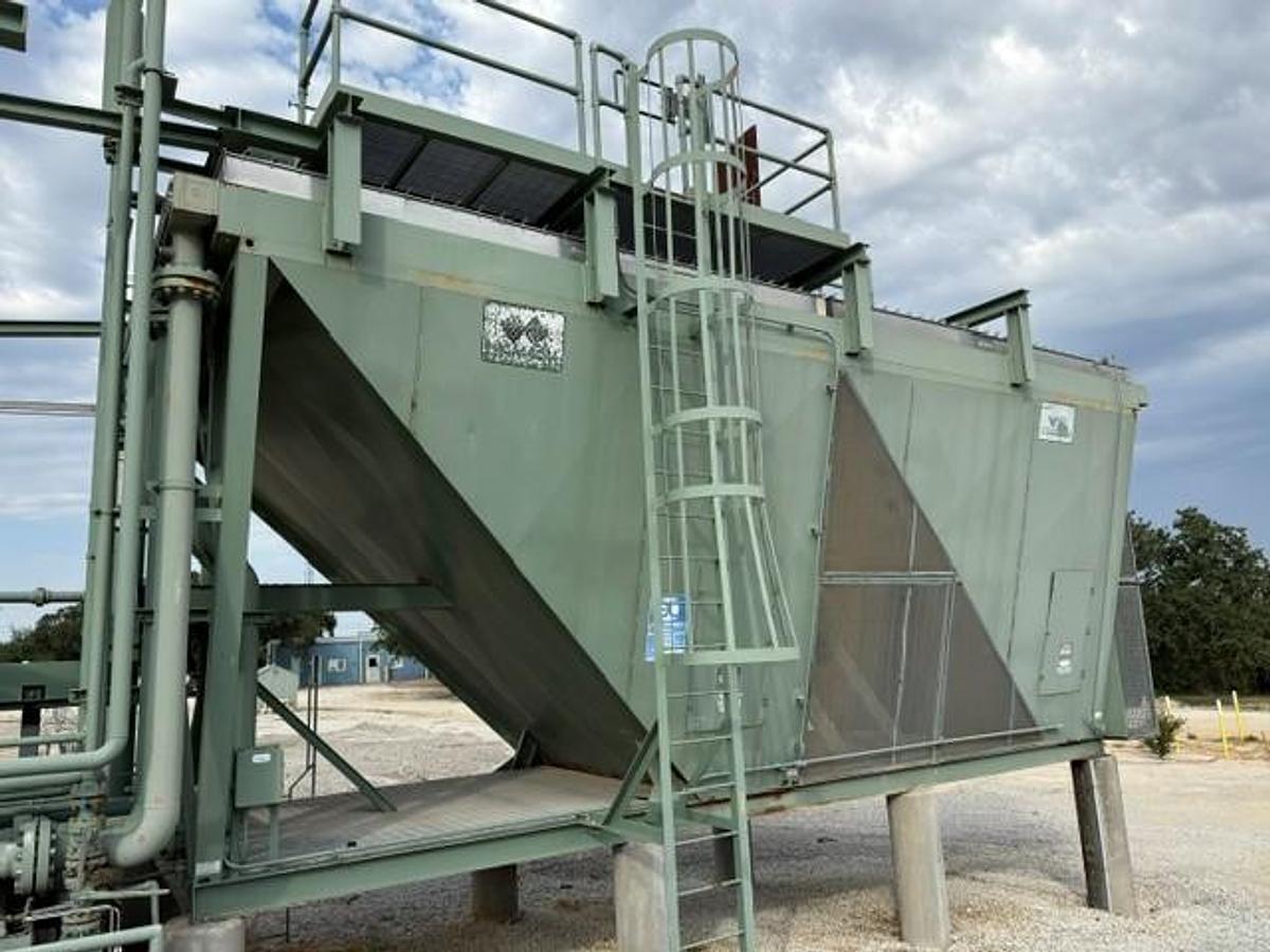 Used CAT G3606 / JGC/D-4 Two Stage Skid with 132F2 Engine Drive Cooler