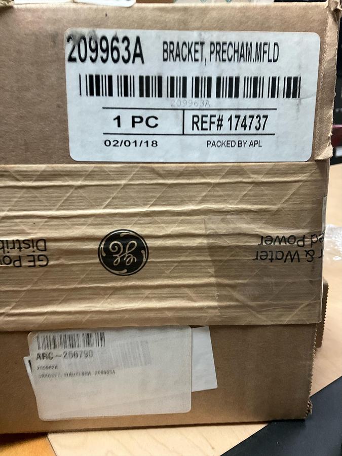 Waukesha BRACKET,PRECHAM.MFLD PN: 209963A
