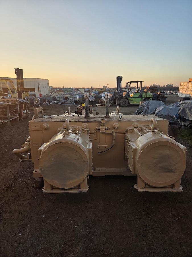 Used Ariel JGD-4 Compressor Frame SN F-13806 with 4 Cylinders Size 8.375" x 8.375" x 6.25" x 6.25"