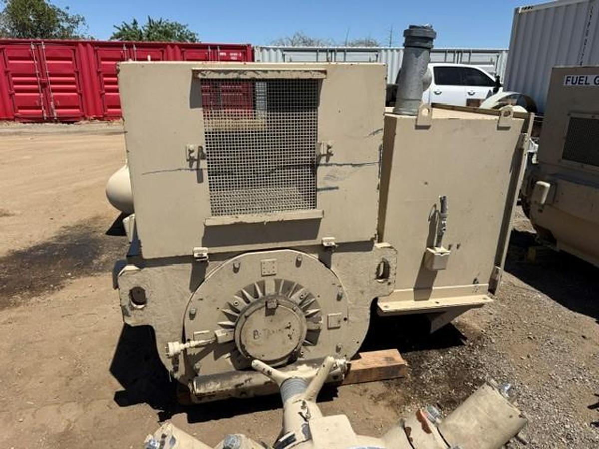 Used Toshiba 800 HP / 1180 RPM / 4160 Volt Electric Motor SN 080100057