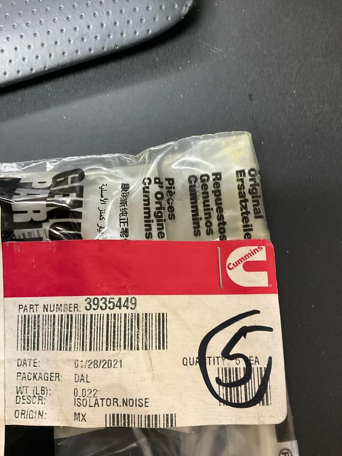 CUMMINS NOISE ISOLATOR PN: 3935449