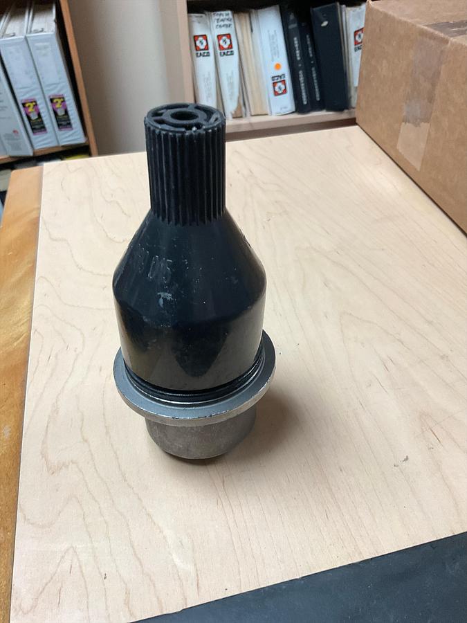 GM Front Lower Suspension Control Arm Ball Joint PN: 19210782