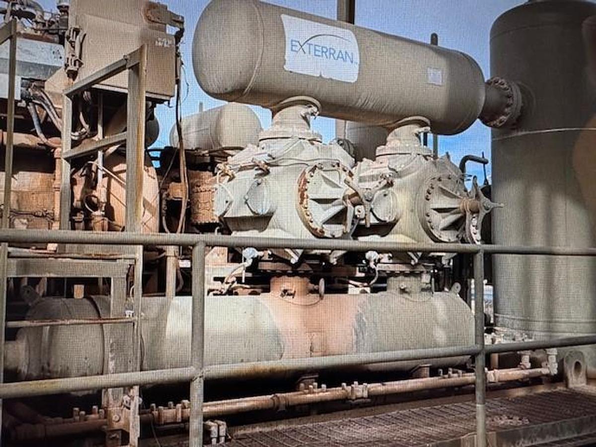 Used Waukesha Model 7042GSI ESM/Ariel Model JGK-4-3 Stage S/N F-31917 7 Cylinder Sizes 15 3/8 x 15 3/8 x 10.5 x 7 1/4 x 5.5" Stroke 