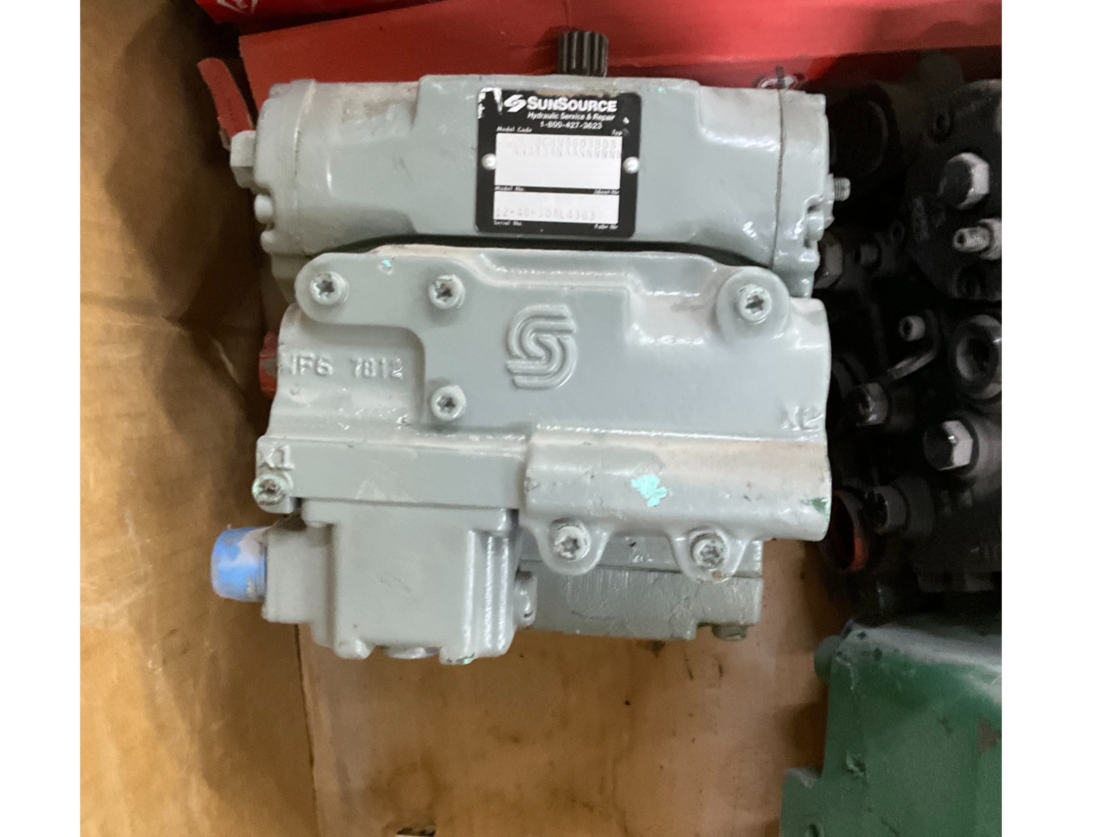 Used Sauer-Sundstrand/Danfoss Series 42 hydraulic piston pump PN: 11025823