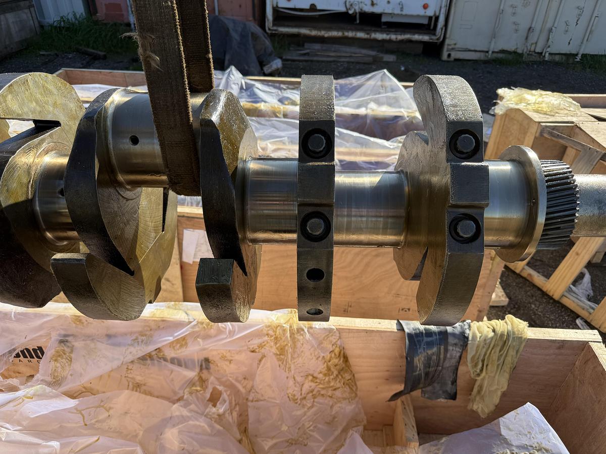 Used Waukesha A200411D Crankshafts 