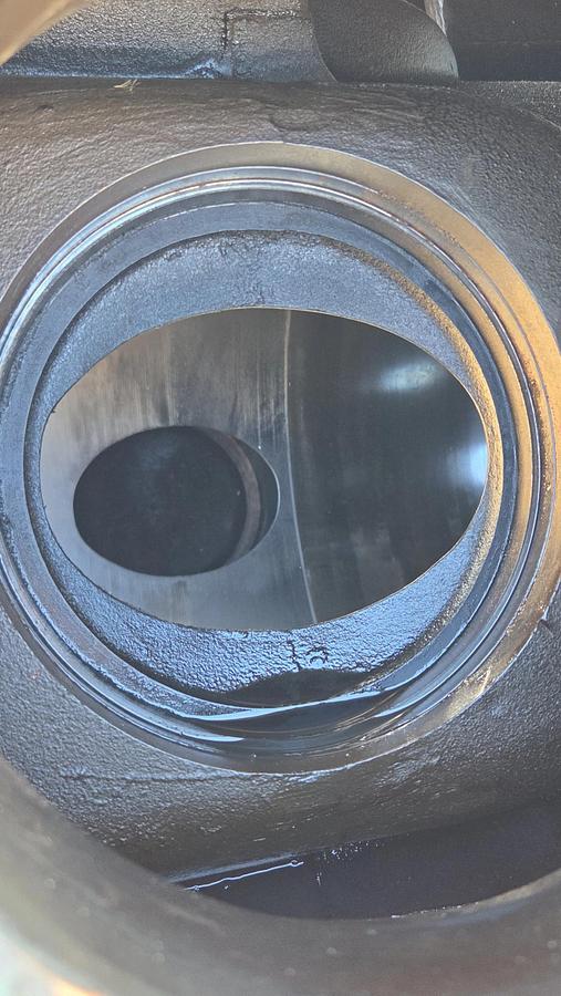 Used Ariel 13.625” JGC 815 # Cylinder SN C-84070
