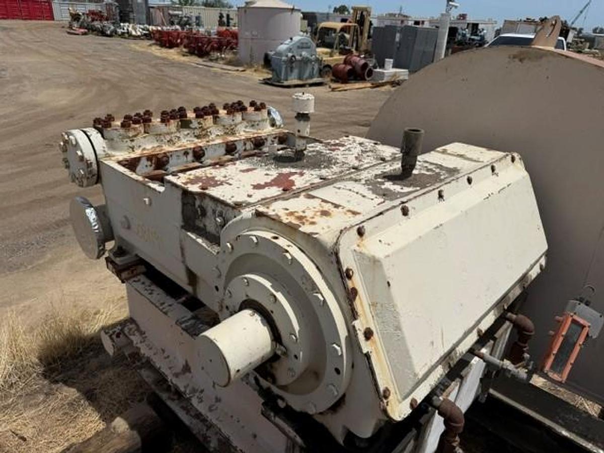 Used 300 HP GASO 5885 Pump Size 2.75” x 5” SN 46639