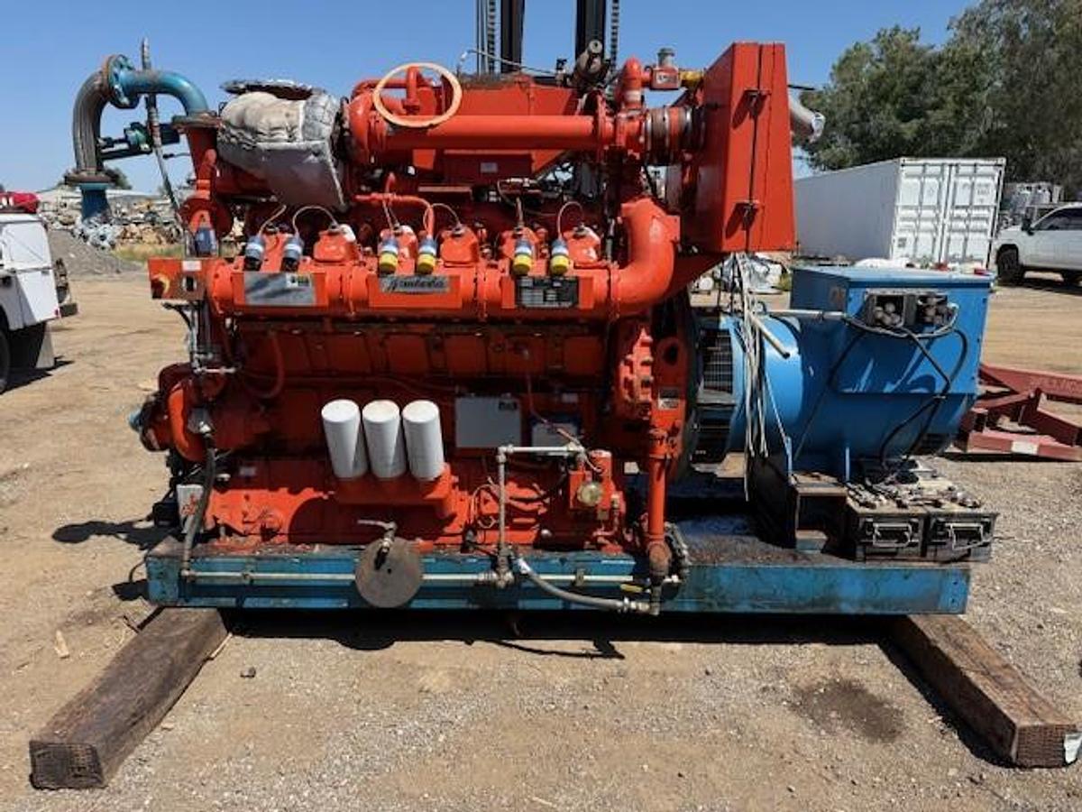Used Waukesha L36GSID / Leroy Somer 550 KW Natural Gas Generator Set SN C-17682/1