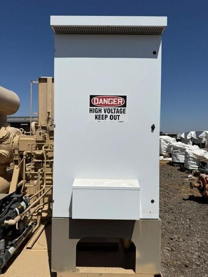 Used 350 HP / Ariel JGJ-2 Two Stage Compressor Package Size 15.25" x 8.375" with 81AVI Cooler SN F-17062