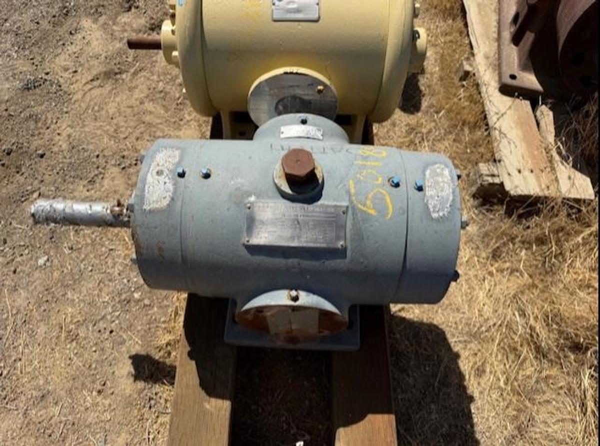 Used AC RoFlo 7DB Rotary Vane Compressor SN 4002-79521-1