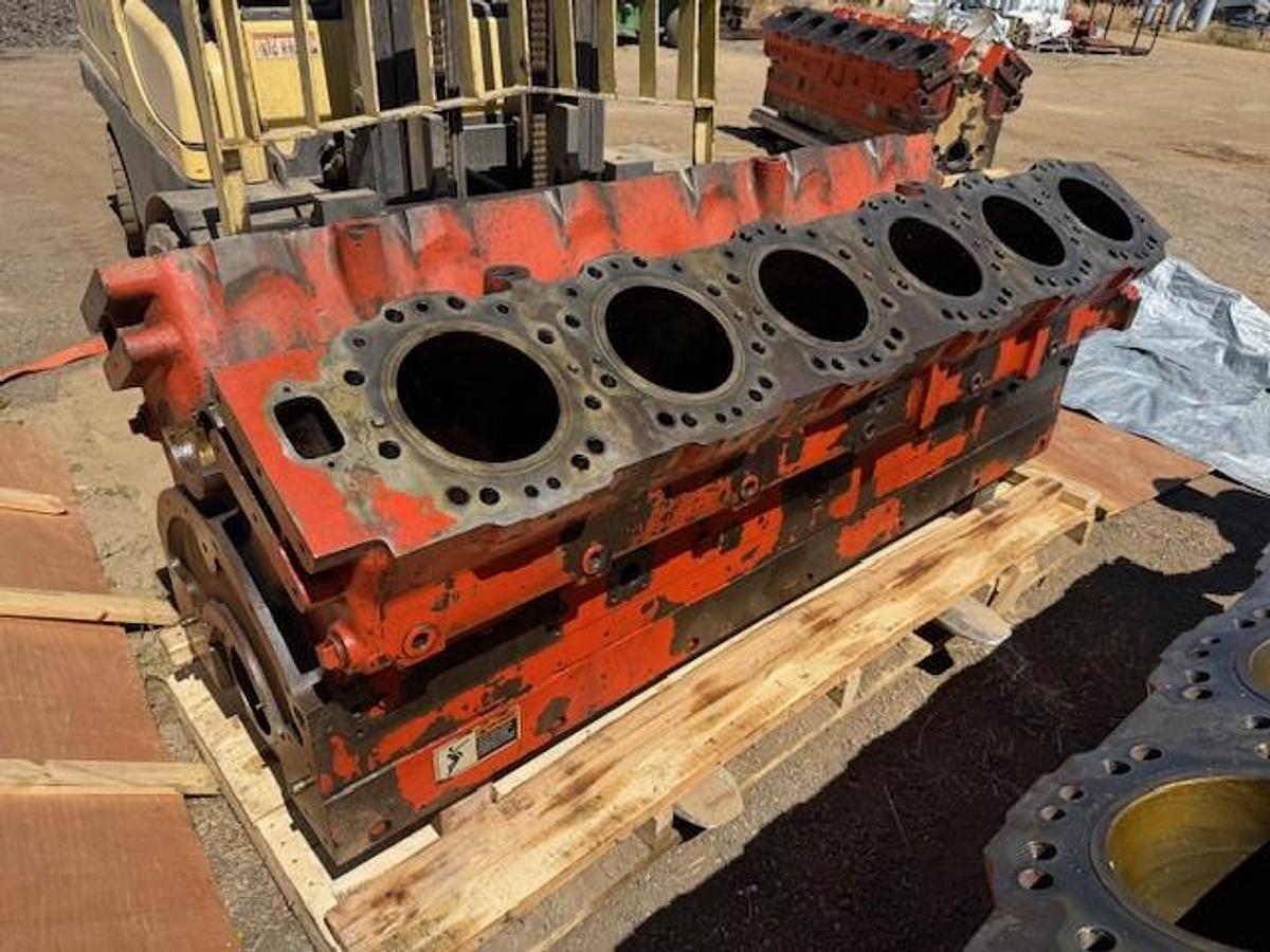 Used Waukesha L5794 Engine Block SN C-95071/1