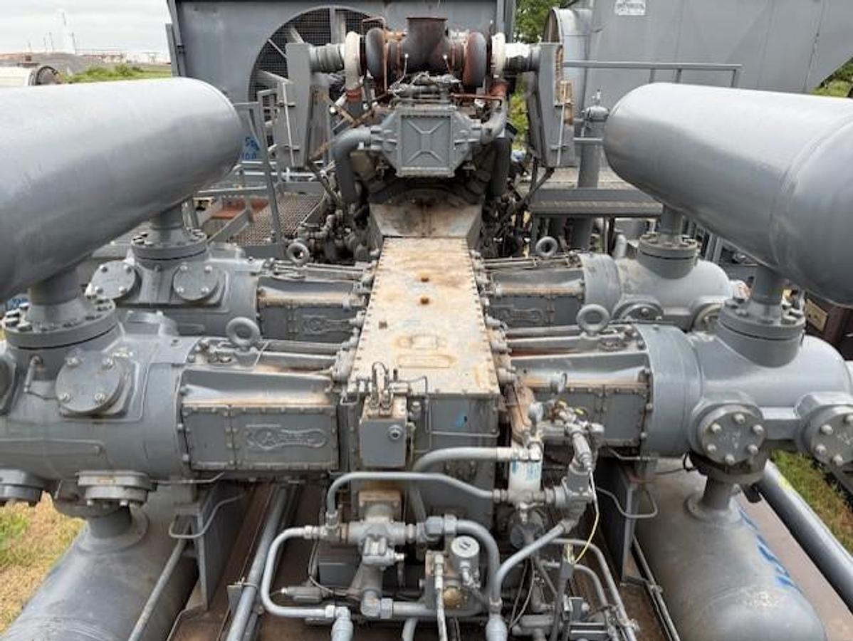 Used Waukesha L7042GSI / Ariel JGK-4 Two Stage Compressor Package SN F-13668 Size 9.125" x 9.125" x 6.25" x 6.25"  with 156FI Cooler