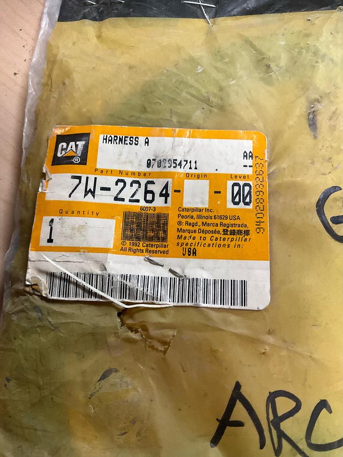 CAT HARNESS A PN: 7W-2264