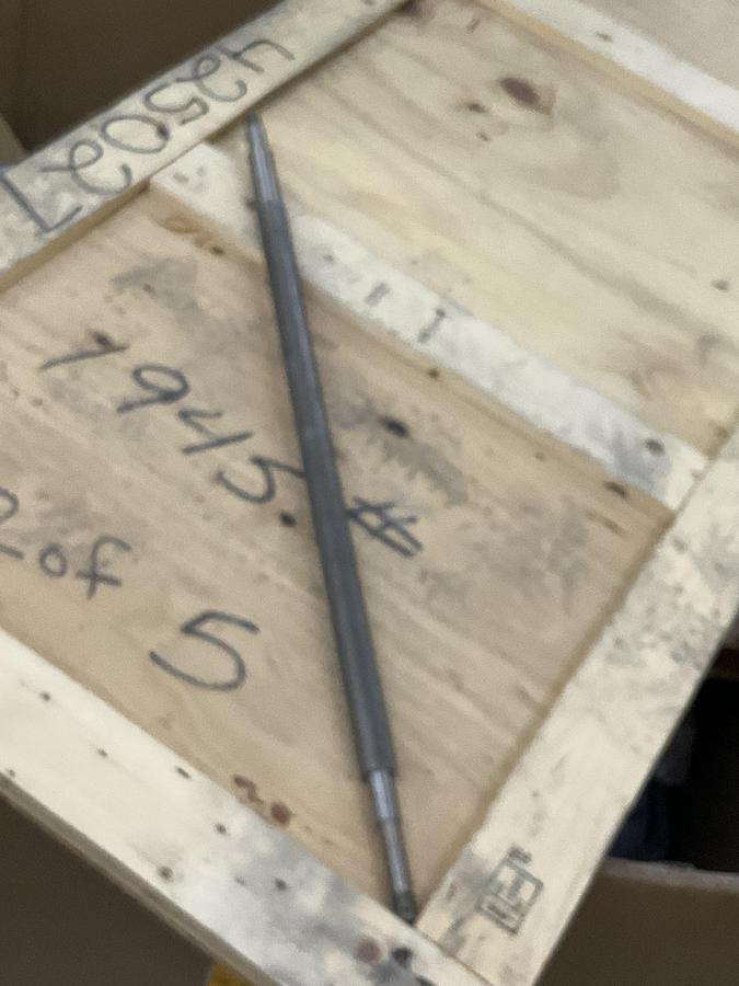 CAT OIL PUMP SHAFT PN: 4M-4431