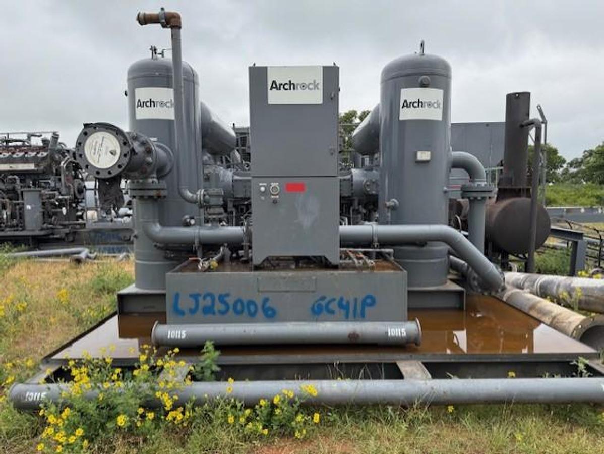Used Waukesha L7042GSI / Ariel JGK-4 Two Stage Compressor Package SN F-13668 Size 9.125" x 9.125" x 6.25" x 6.25"  with 156FI Cooler
