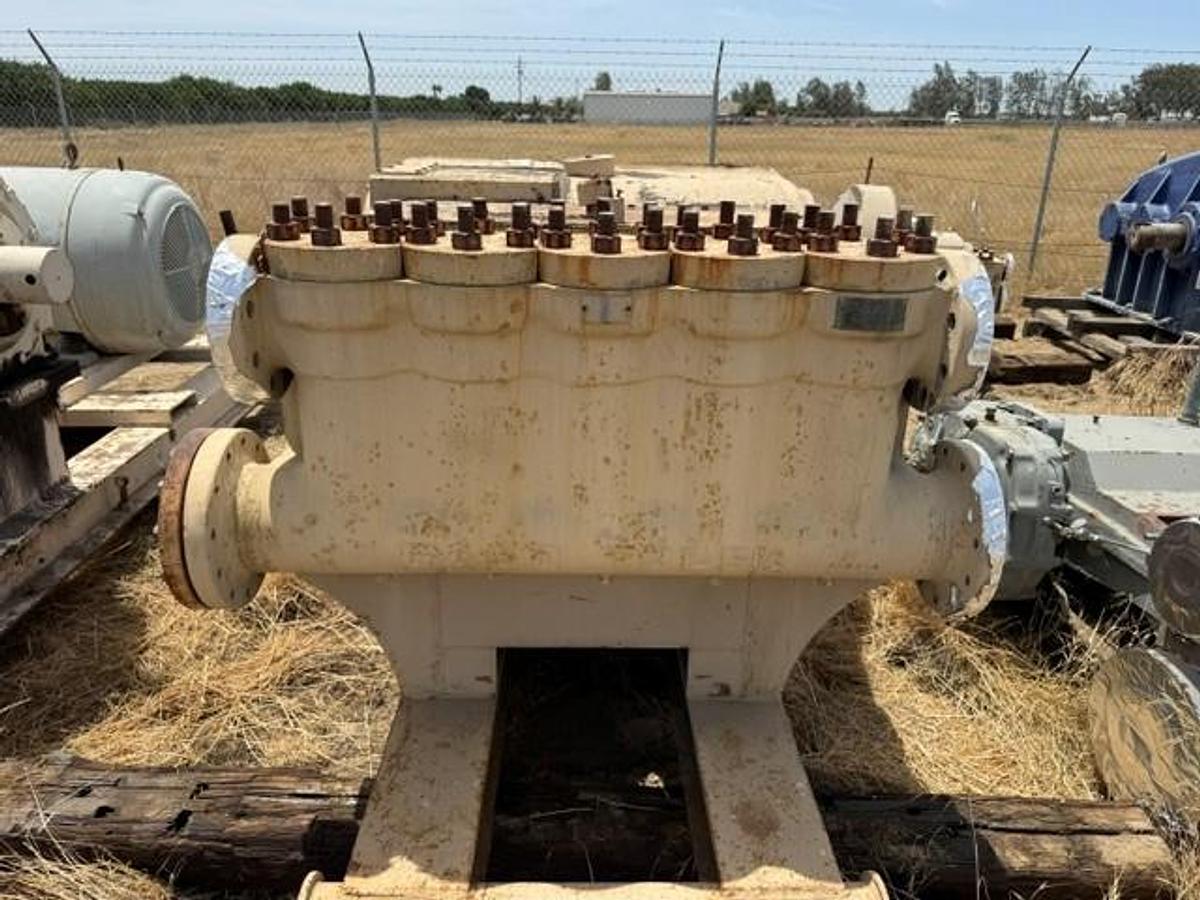 Used 300 HP / GASO Model 5885 Pump Size 2.75” x 5” SN 46639